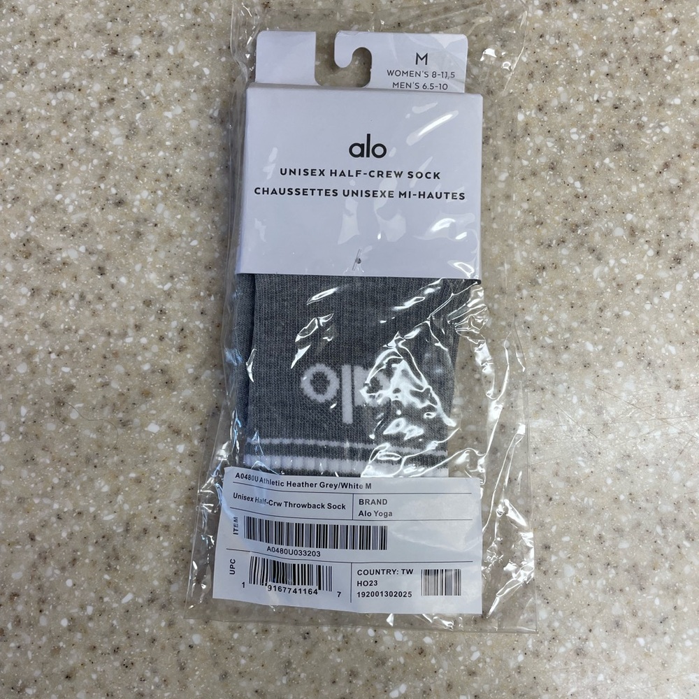 ALO Yoga Gray Half-Crew Socks